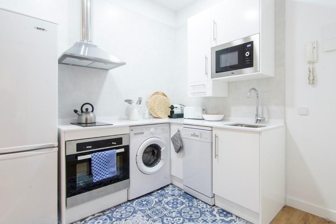 Appartement Comfy And Centric- 2Bd 1Bth- Espoz Y Mina à Madrid Extérieur photo